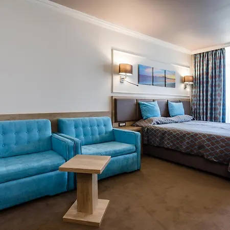 Hotell Tiara 4*