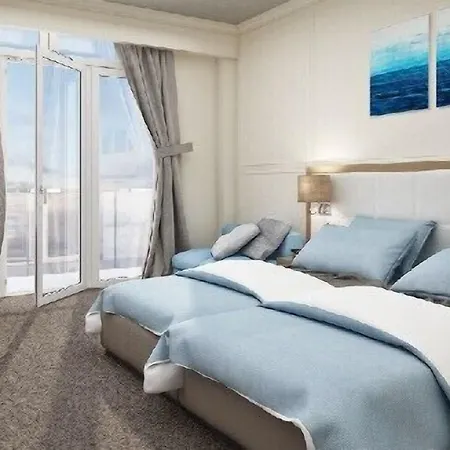 Tiara Hotell 4*