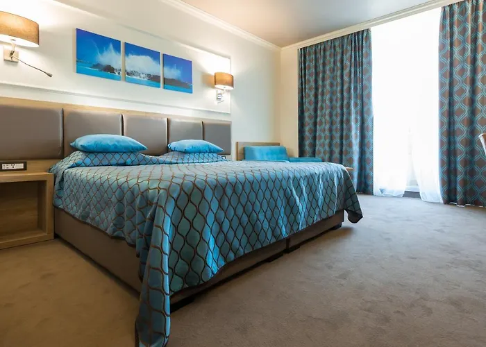 Хотел тиара бийч - ол инклузив Слънчев бряг