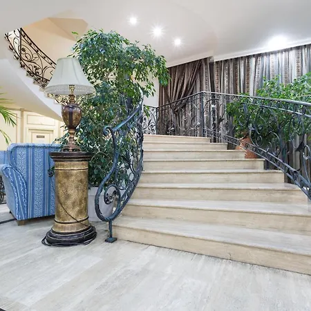 Hotel Tiara Słoneczny Brzeg