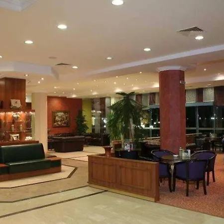 ホテル ティアラ ビーチ オール インクルーシブ