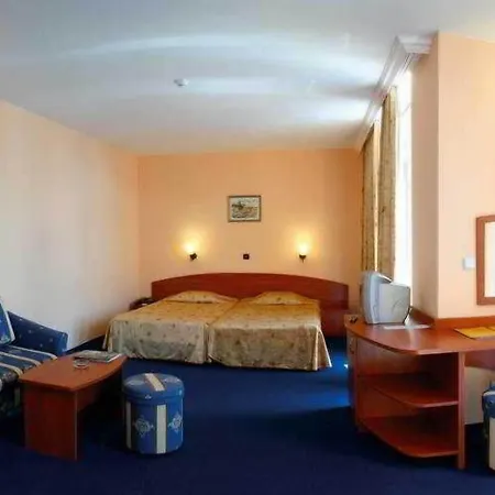 Hotel Tiara